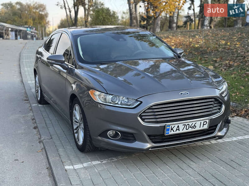 Седан Ford Fusion 2013 в Запоріжжі