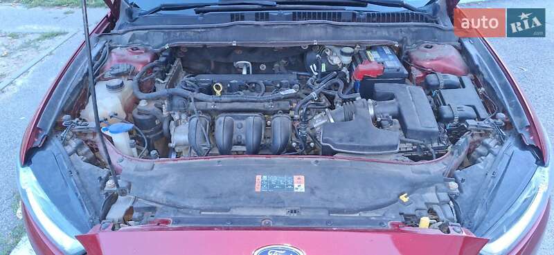 Седан Ford Fusion 2015 в Борисполі