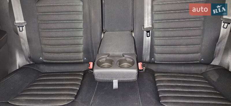 Седан Ford Fusion 2015 в Борисполі