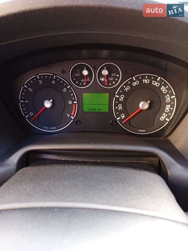 Хетчбек Ford Fusion 2008 в Краснограді