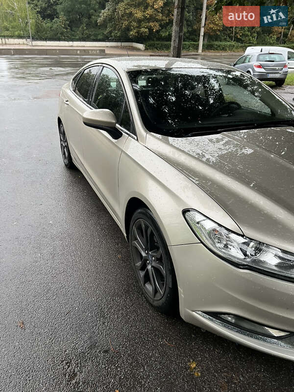 Седан Ford Fusion 2018 в Тернополе