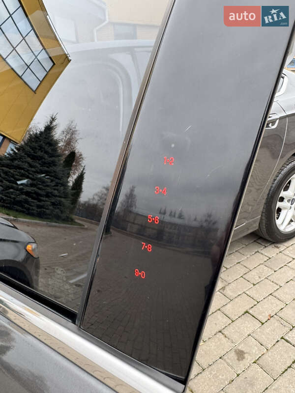 Седан Ford Fusion 2015 в Зміїві