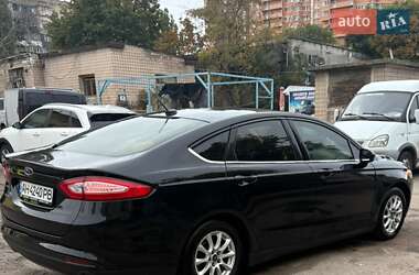Седан Ford Fusion 2015 в Одесі