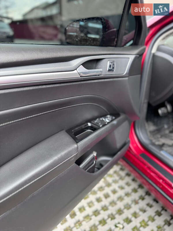 Седан Ford Fusion 2014 в Івано-Франківську