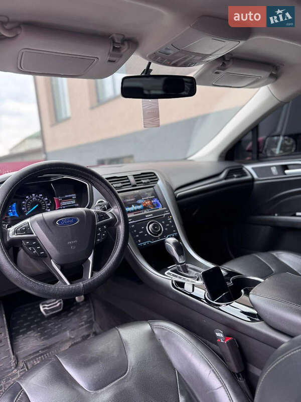 Седан Ford Fusion 2014 в Івано-Франківську