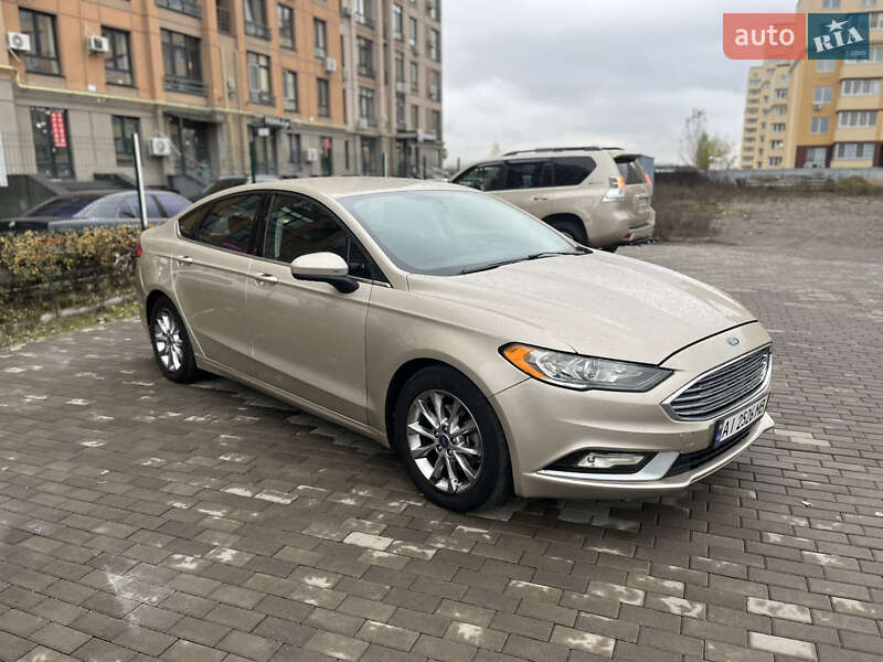 Седан Ford Fusion 2016 в Софіївській Борщагівці