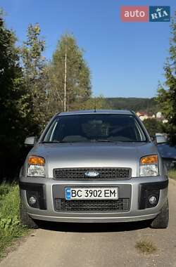 Хэтчбек Ford Fusion 2008 в Сходнице
