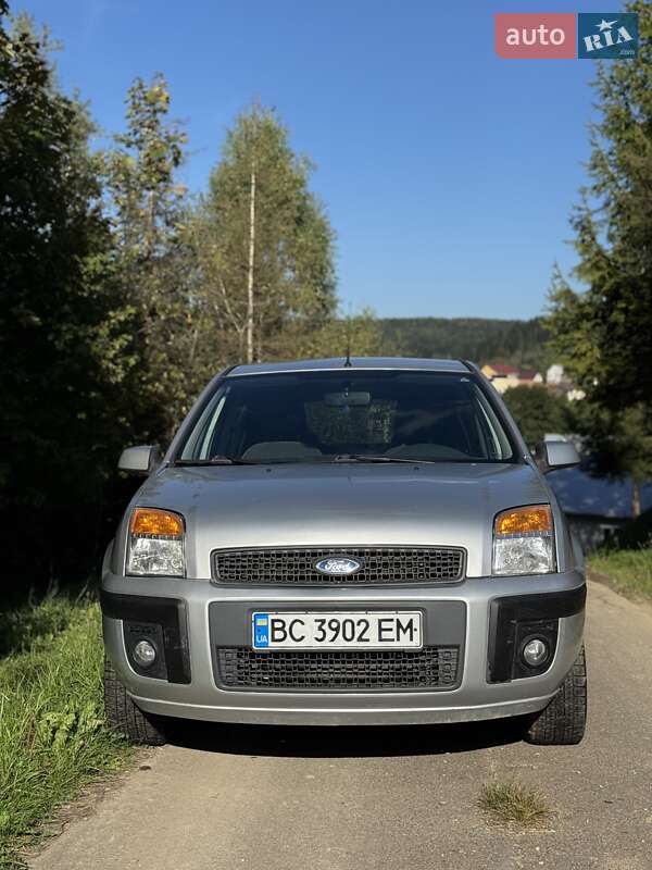 Хетчбек Ford Fusion 2008 в Східниці