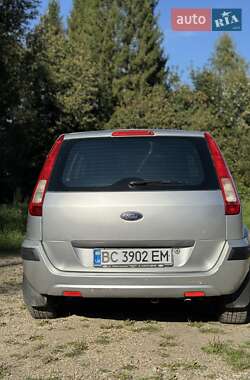Хэтчбек Ford Fusion 2008 в Сходнице