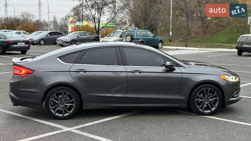 Седан Ford Fusion 2018 в Києві