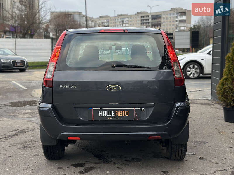 Хэтчбек Ford Fusion 2010 в Шептицькому