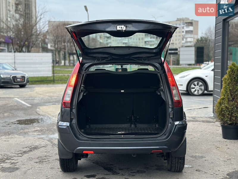 Хэтчбек Ford Fusion 2010 в Шептицькому