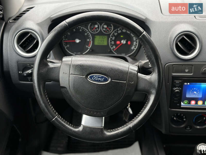 Хэтчбек Ford Fusion 2010 в Шептицькому