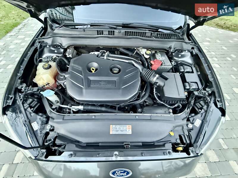 Седан Ford Fusion 2014 в Одесі