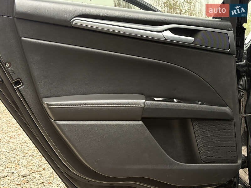 Седан Ford Fusion 2013 в Харькове