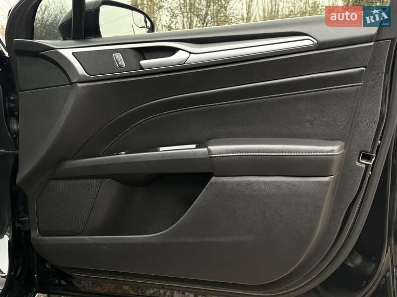 Седан Ford Fusion 2013 в Харькове