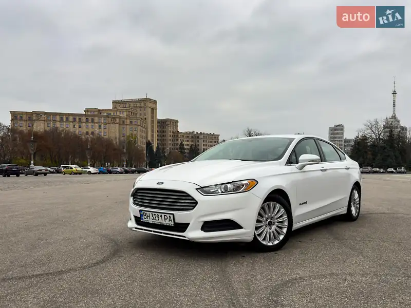 Ford Fusion 2017 VIN 3FA6P0SU2HR350558 фото оголошення 32 з 73