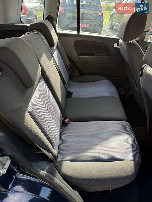 Хетчбек Ford Fusion 2007 в Луцьку фото 110 Хетчбек Ford Fusion 2007 в Луцьку