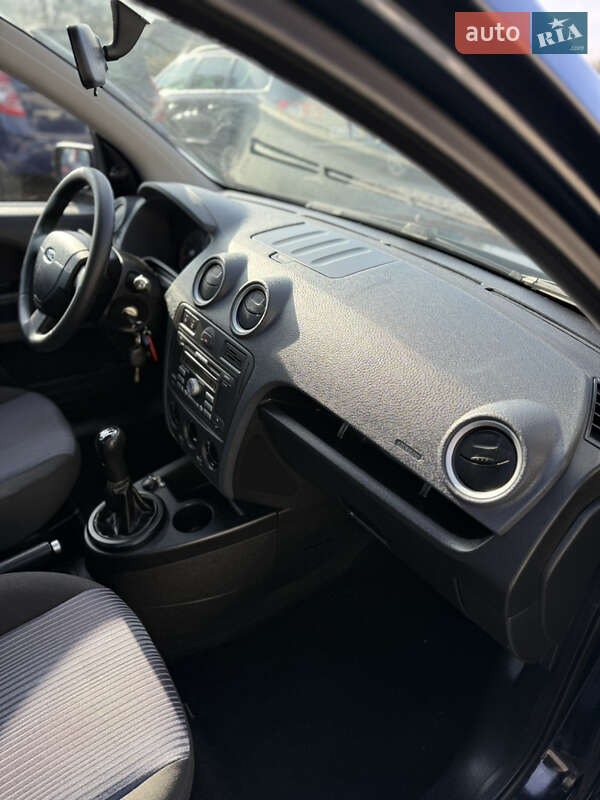 Хетчбек Ford Fusion 2007 в Луцьку фото 124 Хетчбек Ford Fusion 2007 в Луцьку