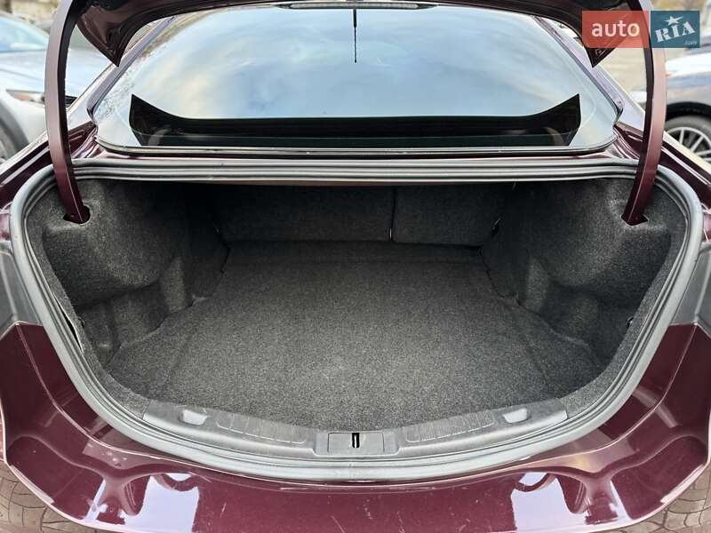 Седан Ford Fusion 2013 в Дніпрі