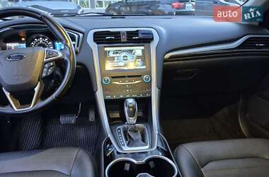 Седан Ford Fusion 2015 в Івано-Франківську