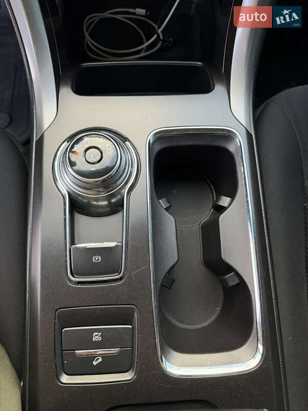 Седан Ford Fusion 2017 в Дніпрі фото 26 Седан Ford Fusion 2017 в Дніпрі