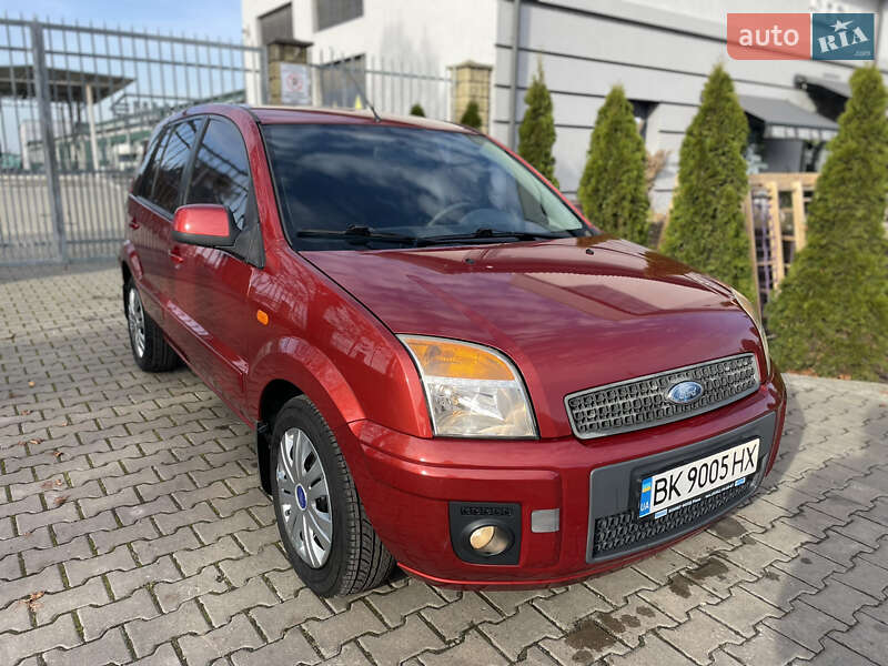 Хэтчбек Ford Fusion 2010 в Здолбунове фото 3 Хэтчбек Ford Fusion 2010 в Здолбунове