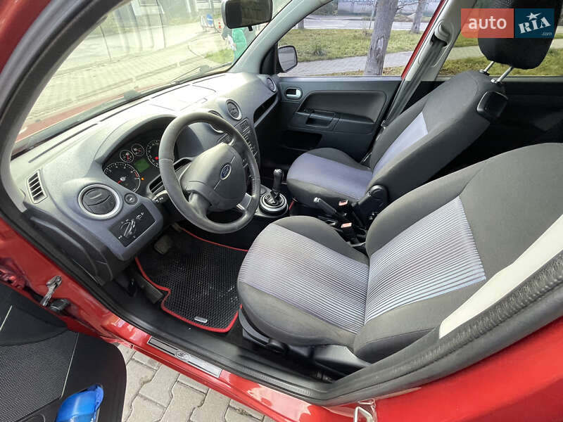 Хэтчбек Ford Fusion 2010 в Здолбунове фото 19 Хэтчбек Ford Fusion 2010 в Здолбунове