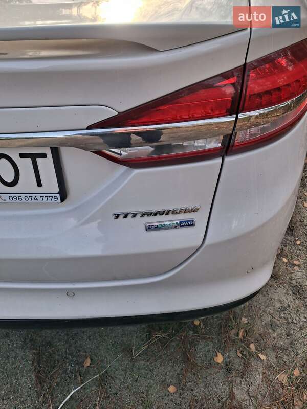 Седан Ford Fusion 2016 в Ворзелі