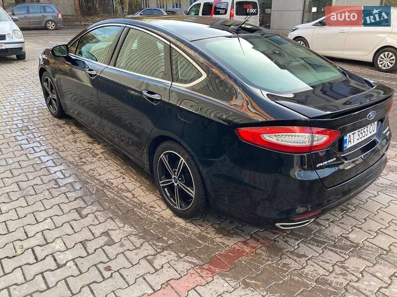 Седан Ford Fusion 2015 в Коломиї