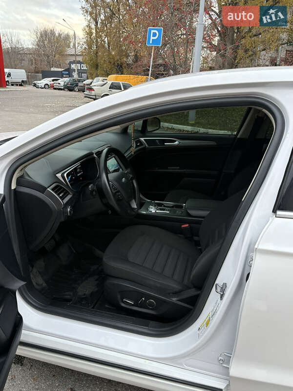 Седан Ford Fusion 2019 в Днепре фото 17 Седан Ford Fusion 2019 в Днепре