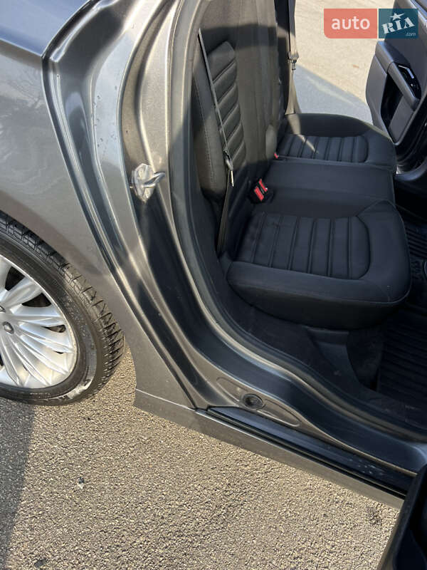 Седан Ford Fusion 2012 в Киеве