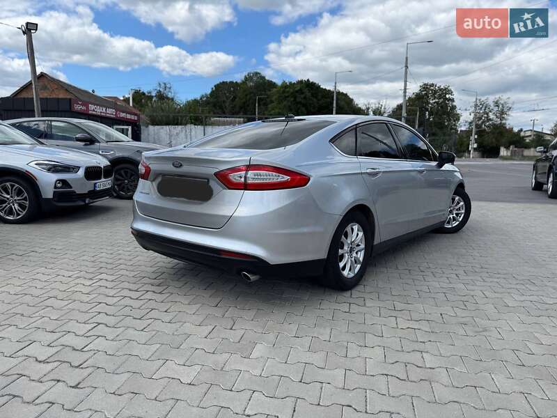 Седан Ford Fusion 2015 в Вінниці