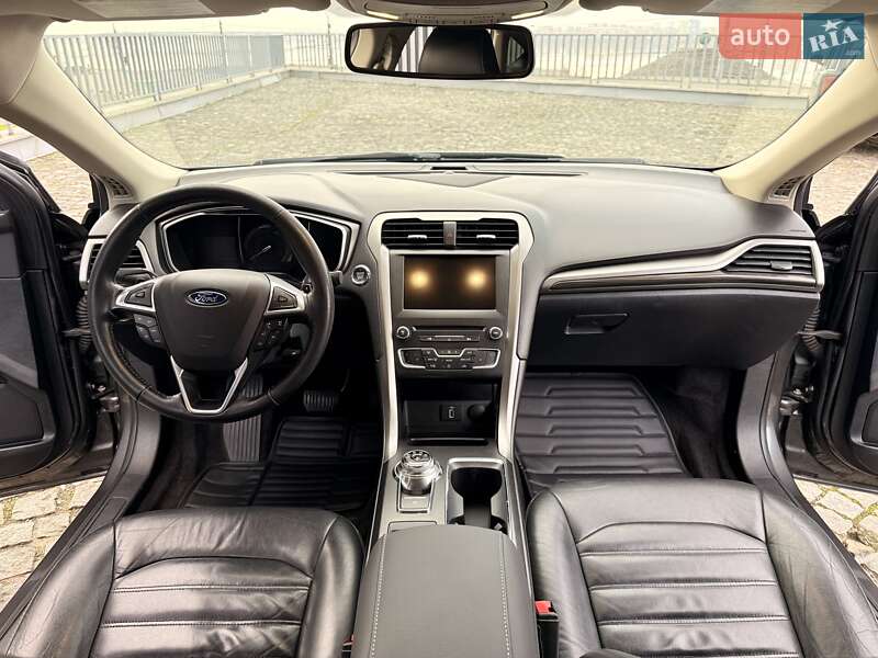 Седан Ford Fusion 2016 в Днепре