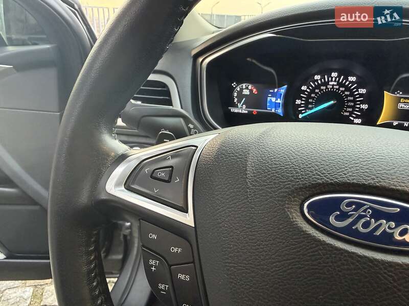 Седан Ford Fusion 2016 в Днепре