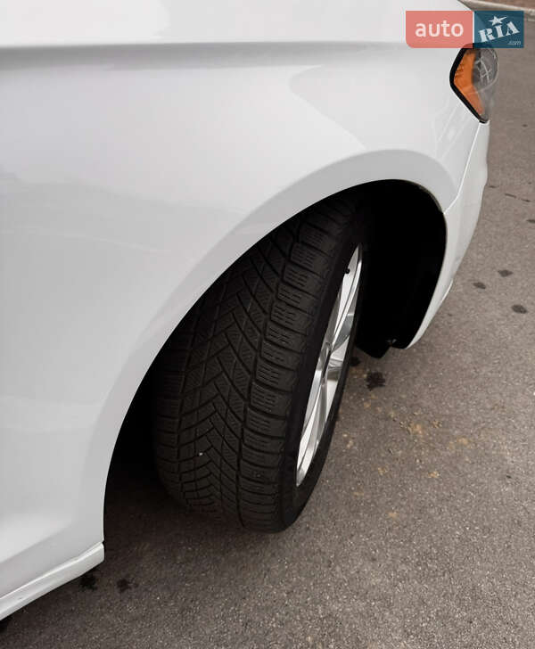 Седан Ford Fusion 2018 в Киеве