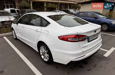 Седан Ford Fusion 2018 в Киеве