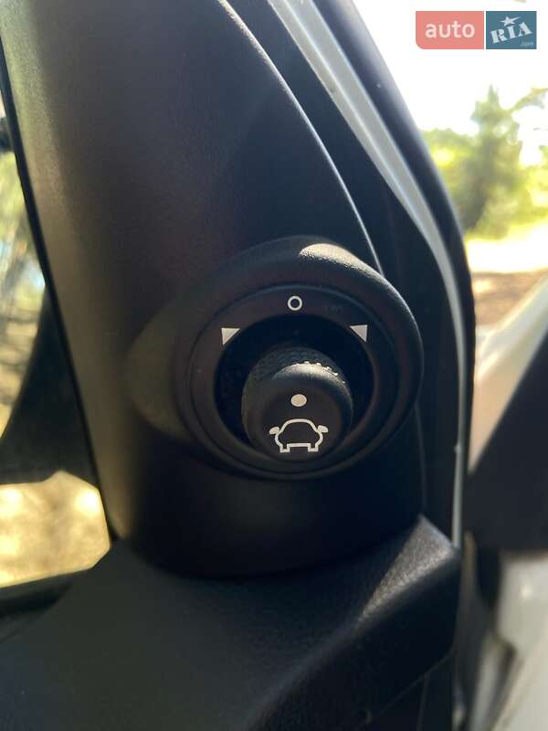 Хетчбек Ford Fusion 2011 в Полтаві фото 17 Хетчбек Ford Fusion 2011 в Полтаві