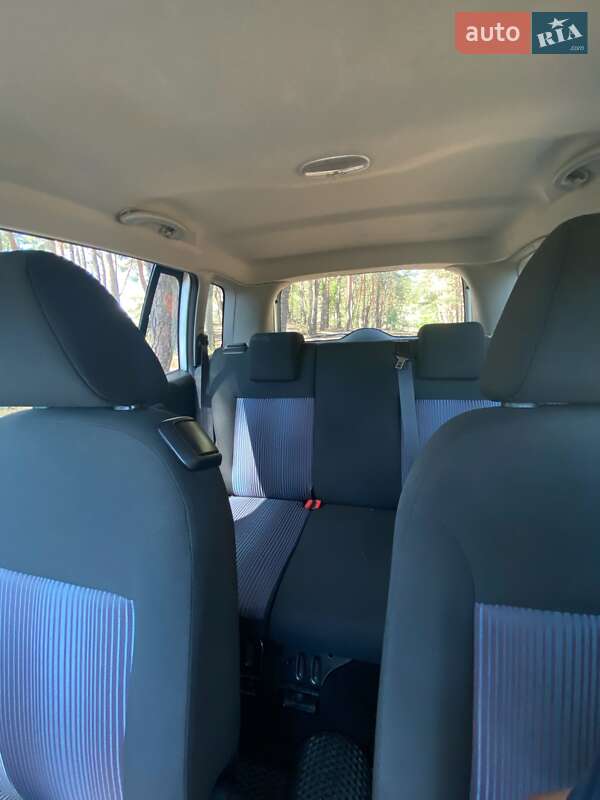 Хетчбек Ford Fusion 2011 в Полтаві фото 21 Хетчбек Ford Fusion 2011 в Полтаві