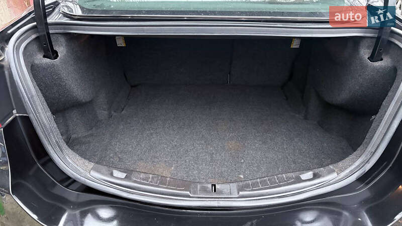 Седан Ford Fusion 2013 в Києві