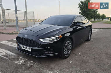 Седан Ford Fusion 2016 в Львове