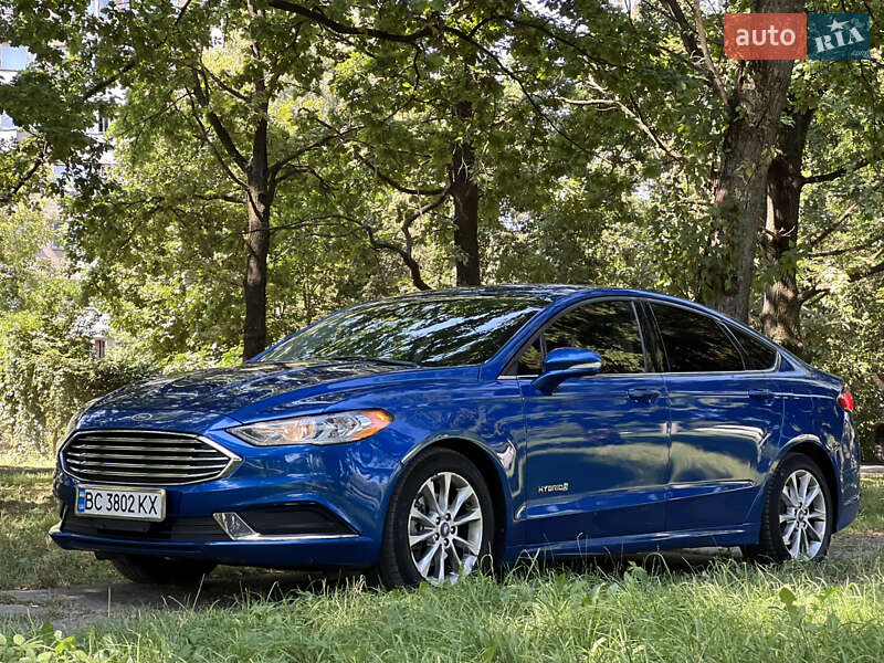 Седан Ford Fusion 2017 в Львові