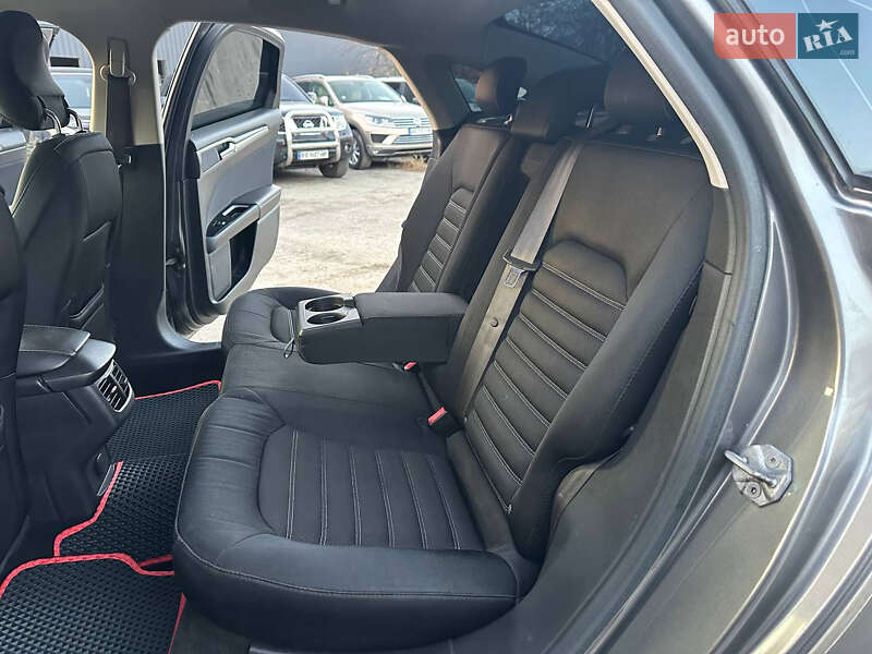 Седан Ford Fusion 2013 в Дніпрі фото 32 Седан Ford Fusion 2013 в Дніпрі