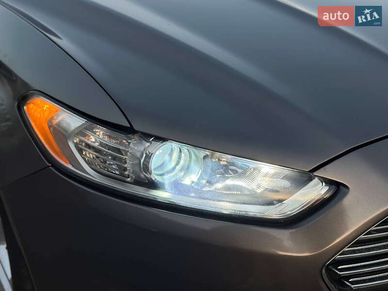 Седан Ford Fusion 2013 в Дніпрі фото 36 Седан Ford Fusion 2013 в Дніпрі
