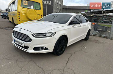 Седан Ford Fusion 2014 в Миколаєві