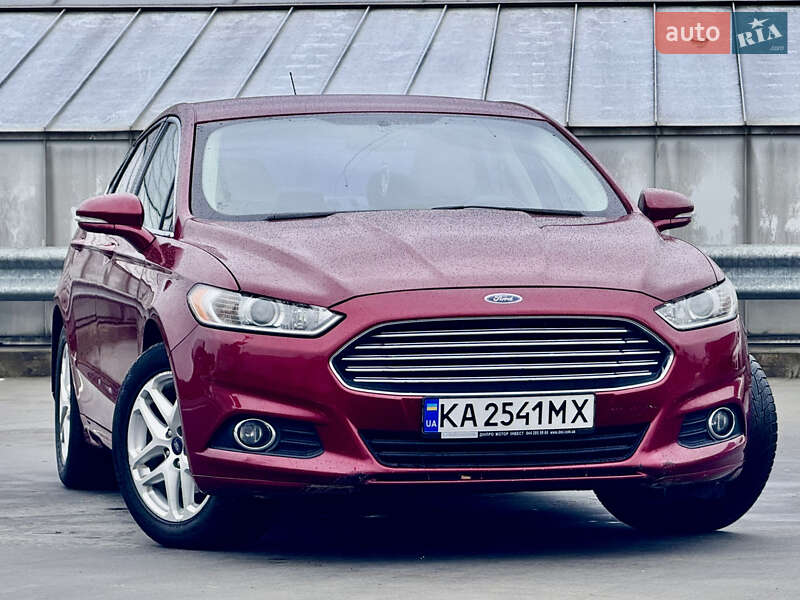 Седан Ford Fusion 2015 в Киеве