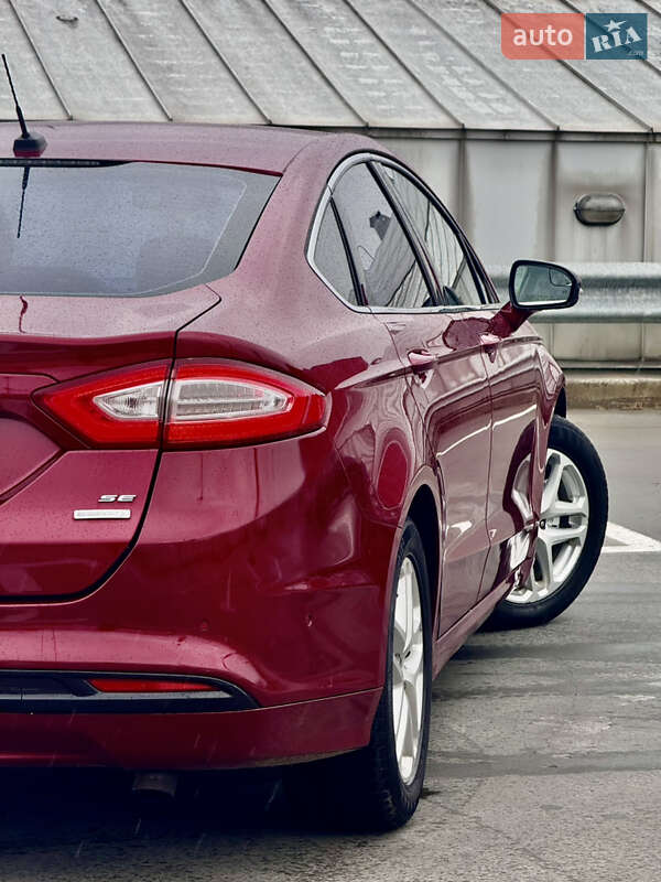 Седан Ford Fusion 2015 в Киеве