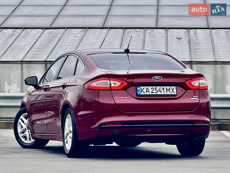 Седан Ford Fusion 2015 в Киеве