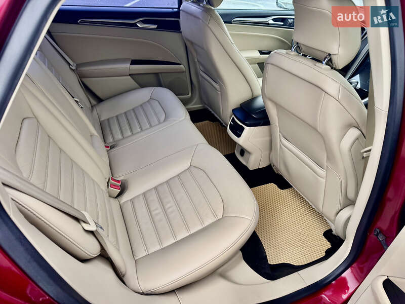 Седан Ford Fusion 2015 в Киеве