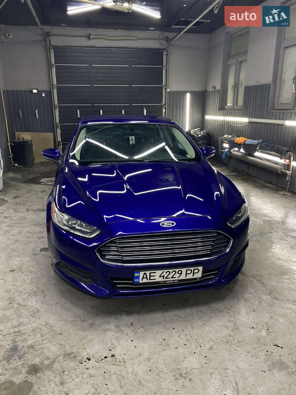 Седан Ford Fusion 2013 в Ірпені